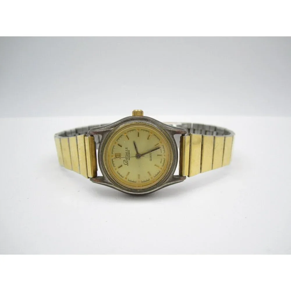 Vtg Women Regalle Swiss Quartz WR Analog‎ 24mm Round Watch (H781) 